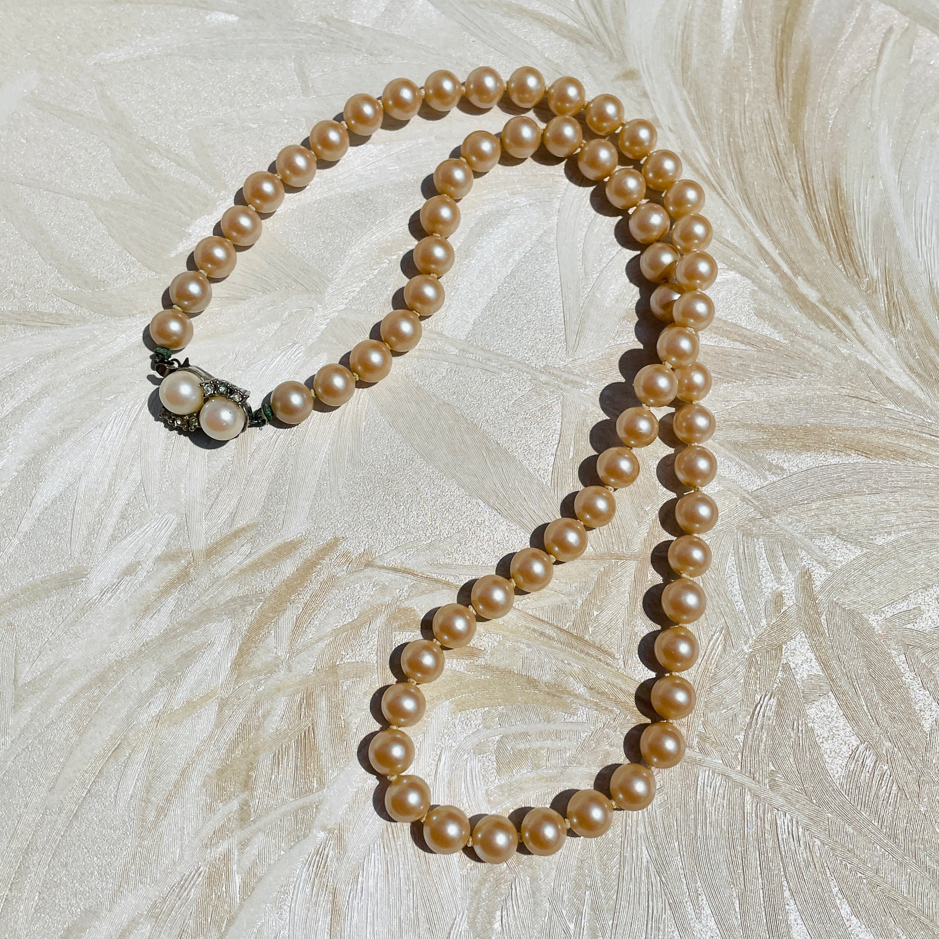 Fancy Clasp Blush Pearl Necklace