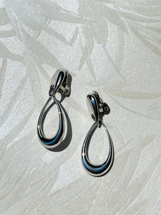 Shiny Silver Teardrop Earrings