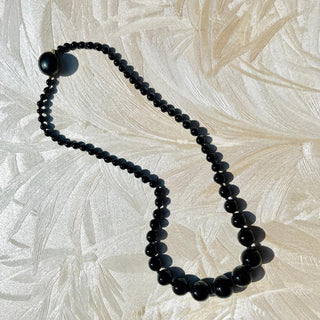 1930's Black Graduated Glass Beads Necklace