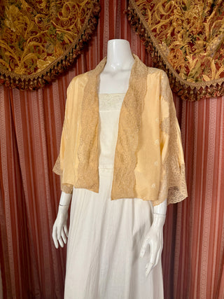 1920's Chantilly Lace Trim Bed Jacket