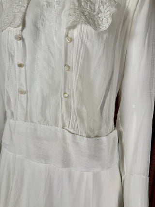 1910's Square Neck Lacey Blouse