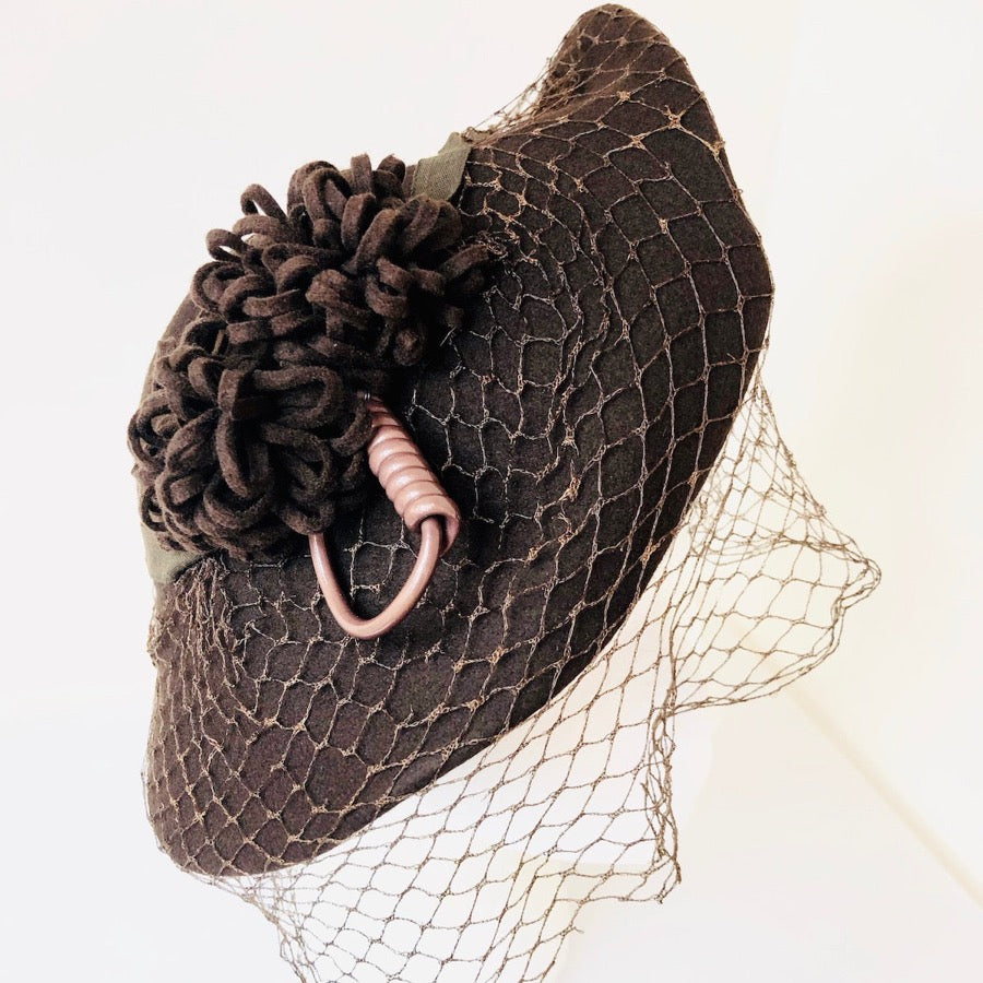 1940's Perched Hat w/ Poms + Netting – Golden Pearl Vintage