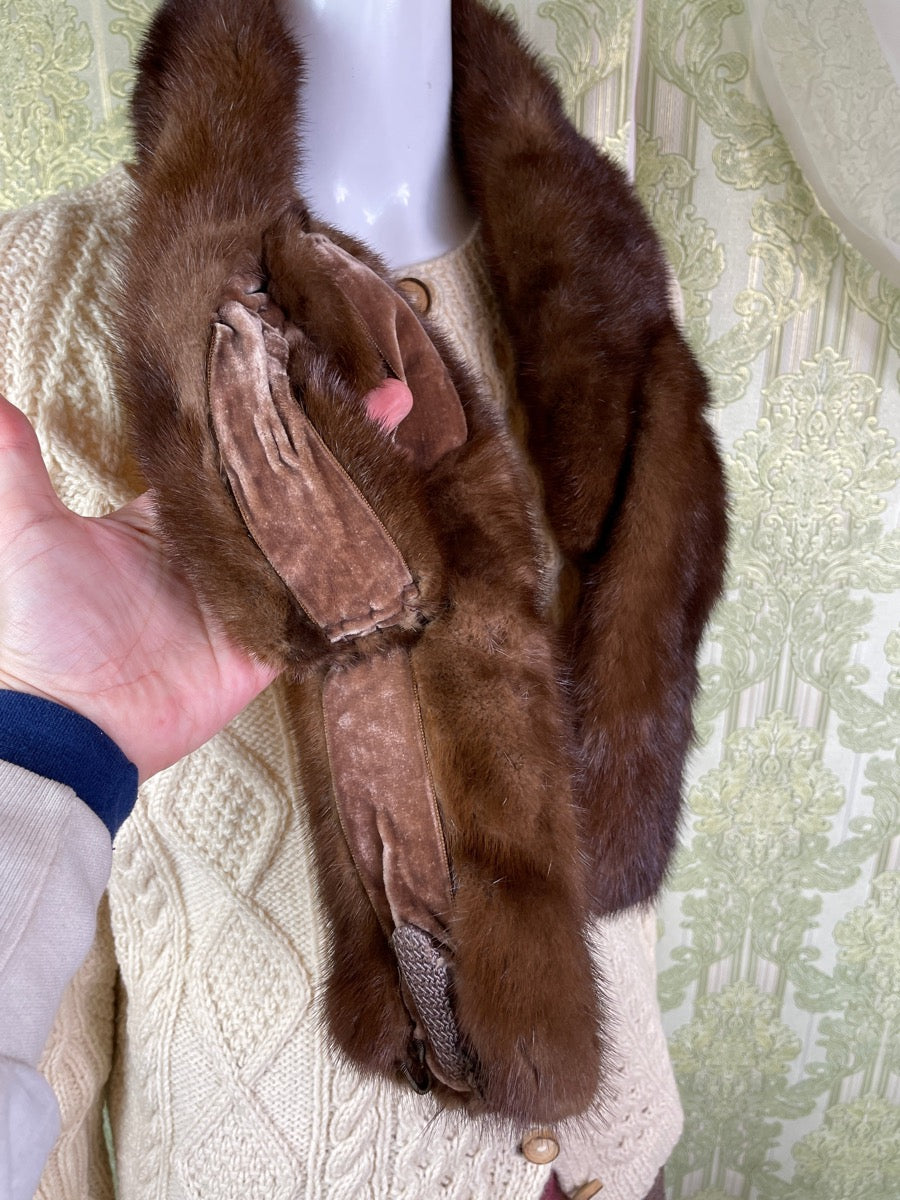 1960's Twisted Fur Collar Scarf