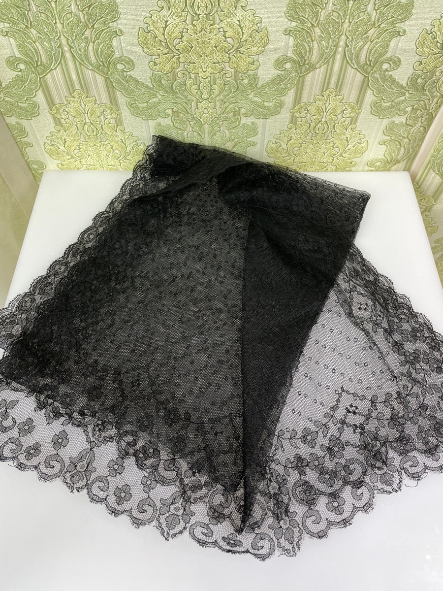 1930's Dotted Chantilly Lace Scarf